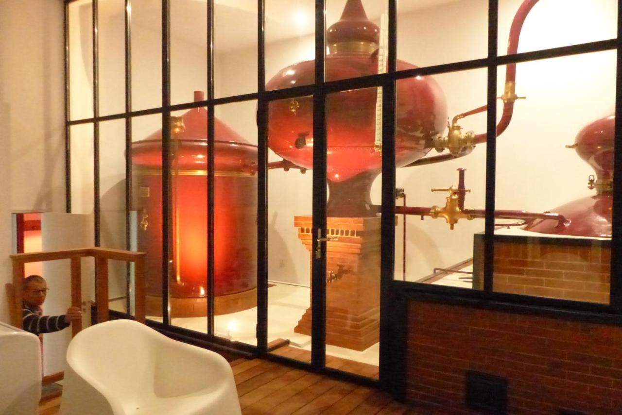 L'Alambic De L'Estuaire Bed & Breakfast Saint-Fort-sur-Gironde Exterior photo